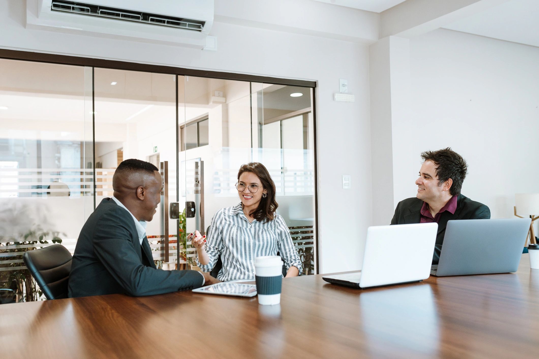 IT consulting discussion in a meeting room